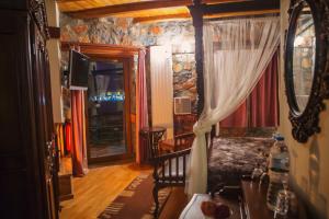 Montecristo Chalet Kaimaktsalan Greece