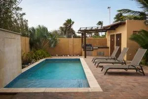 NICE HOUSE WITH PRIVATE POOL IN GOLD COAST - Malmok