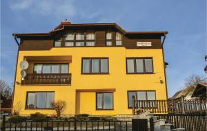 3 csillagos apartman Four-Bedroom Apartment in Nova Lesna Als&oacute;erdőfalva Szlov&aacute;kia