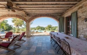 Villa zu den Drei Eichen-Barat