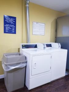 Microtel Inn & Suites by Wyndham Riverside