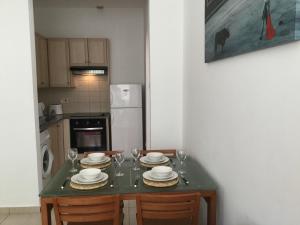 Poolside 2 bedroom apt, Paphos Riviera, Universal area