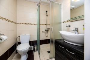 Mediniai nameliai Žibų 99