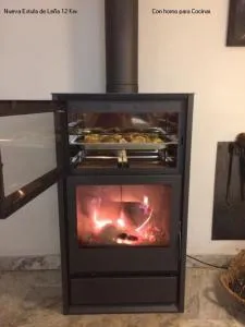 Antigua Panadería de Valdelarco, chimenea con horno 2 Hab 4 pers mas 2 max - La Nava