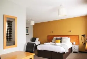 崔基斯酒店 - 纽基