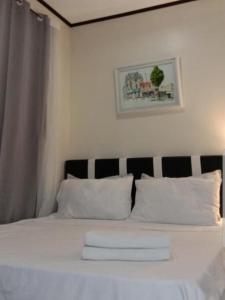 Jens Paranaque City Apartment