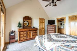 Closer to Home by Venture Smoky Mountains