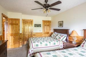 Closer to Home by Venture Smoky Mountains