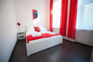 Romantic New 2 Bedroom Vilnius Best Location