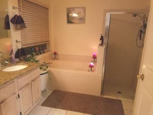 Cozy and Conveniently located Pool Home with Free WiFi