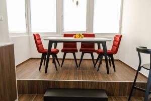 Kristall Apartments 2 Panorama