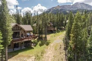 Moonlight Mountain Home 38B Cowboy Heaven - Cameron