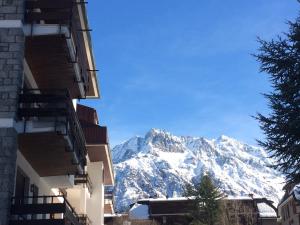Snow peak
