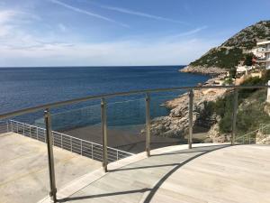 First line of the sea 1