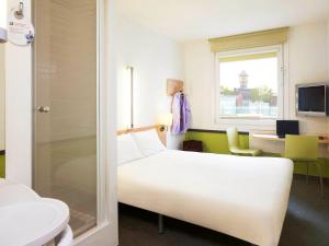 Standard Double Room room in ibis budget Katowice Centrum