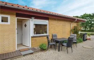 Cozy Apartment In Sønderborg With Wifi - Augustenborg