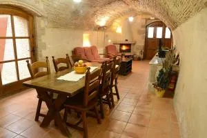 Can Marisch Les Corts - San Miguel de Fluviá