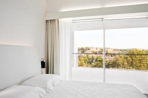 Classic Double Room with Balcony room in Lungotevere Suite