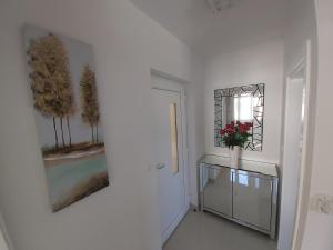 Apartment Seaside Mireja