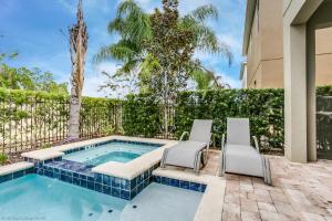 Eight-Bedroom House room in Encore Resort 8 Bedroom Vacation Home with Pool 2105