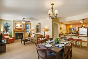 Ski In Out Luxury Condo 4375 I Huge Hot Tub I Great Views I Best Price I FREE Adventures Daily - 冬季公园