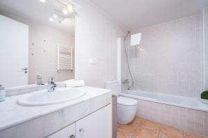 Jardines de Masia by Aguilarent