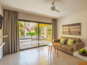 Two-Bedroom Apartment room in Atlantic Garden Beach Mate