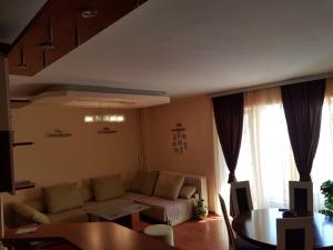 Petrov Apartment in Downtown - City Center 70m2