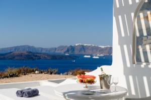 Kalestesia Suites Santorini Greece