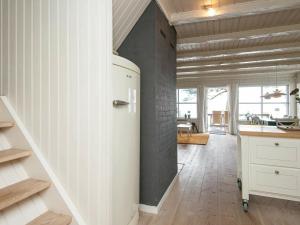 Three-Bedroom Holiday Home  room in Three-Bedroom Holiday home in Bjert 6