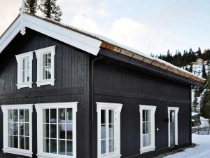 5 person holiday home in Fåvang-By Traum