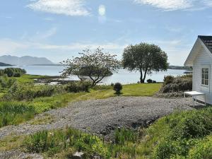 10 person holiday home in Tornes I Romsdal