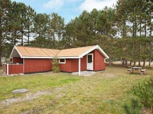 Three-Bedroom Holiday Home  room in Holiday Home Spurvevænget II