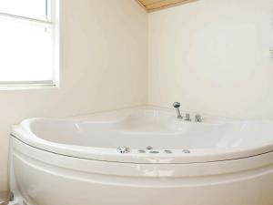 9 person holiday home in Hirtshals-By Traum