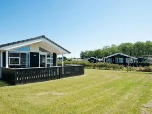 Three-Bedroom Holiday home in Juelsminde 18 - Sønderby