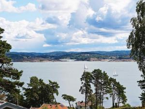 4 person holiday home in H viksn s