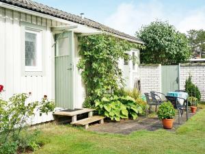 Коттедж Holiday home BERGKVARA Мелльбюстранд Швеция