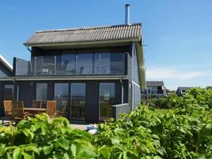 Three-Bedroom Holiday home in Hemmet 89 - Falen