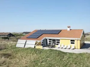 Five-Bedroom Holiday home in Hjørring 2 - Nørlev