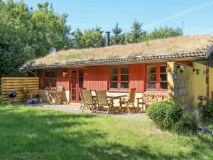 obrázek - 6 person holiday home in Blokhus