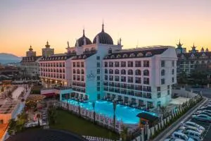 Side Royal Style Hotel - Colakli