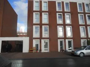 马沙文斯维登公寓酒店 - Rhoon