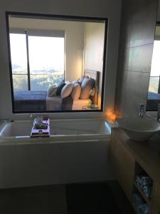 Scandinavian Cabin - Maleny - One Bedroom