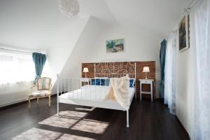 Vilnius Old Town, 3 BDR Penthouse, 100 m2 with Terrace