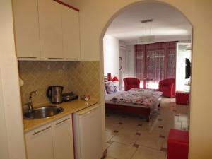 Apartments Jovan city center with free parking