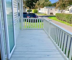 Shorefield country Park,the New Forest meets The Sea, passes forentertainment included