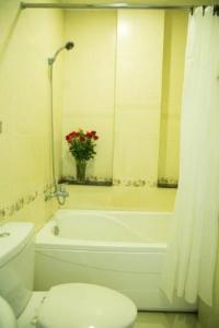 DDA Hotel District 1- Bùi Viện-Đề Thám Walking Street