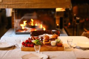 Chalets La FERME des Lombardes : photos des chambres