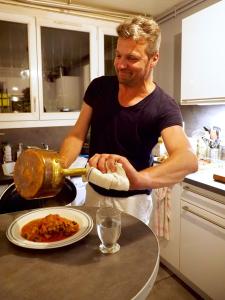 Chbre 2 pers, sdb privée, repas et Taxi CDG Extra