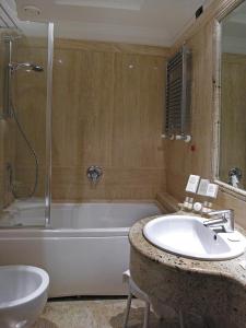 Standard Double or Twin Room room in Pinewood Hotel Rome